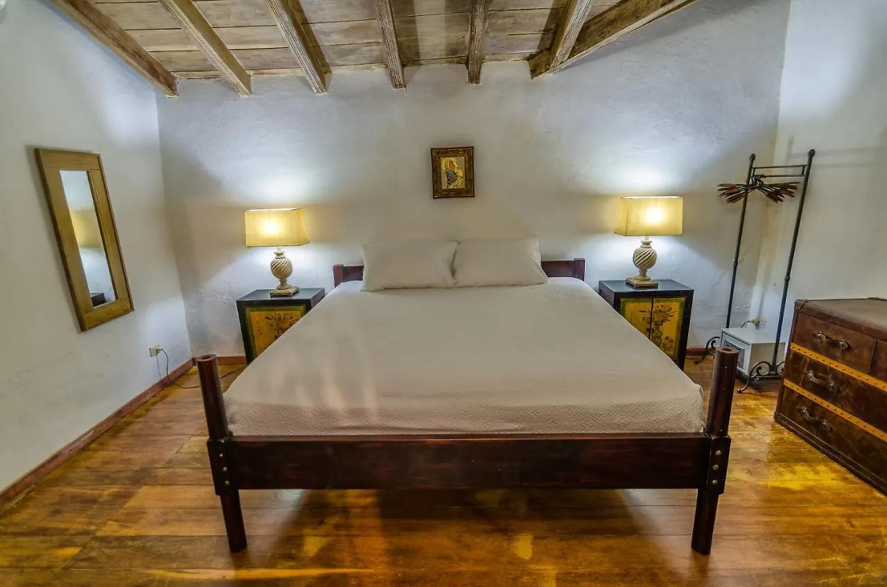Casa Cordoba Román Cartagena 3*,